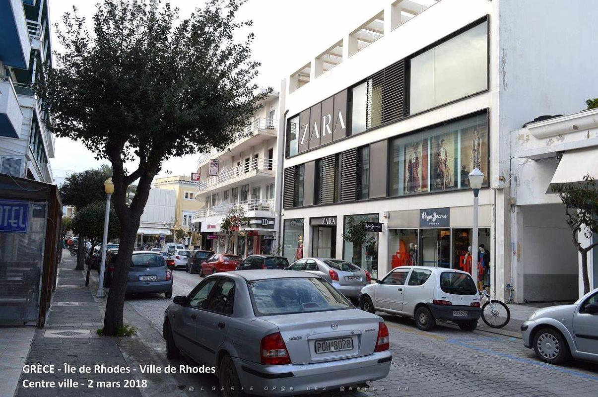 113- Rhodes ville et port d'honneur.JPG